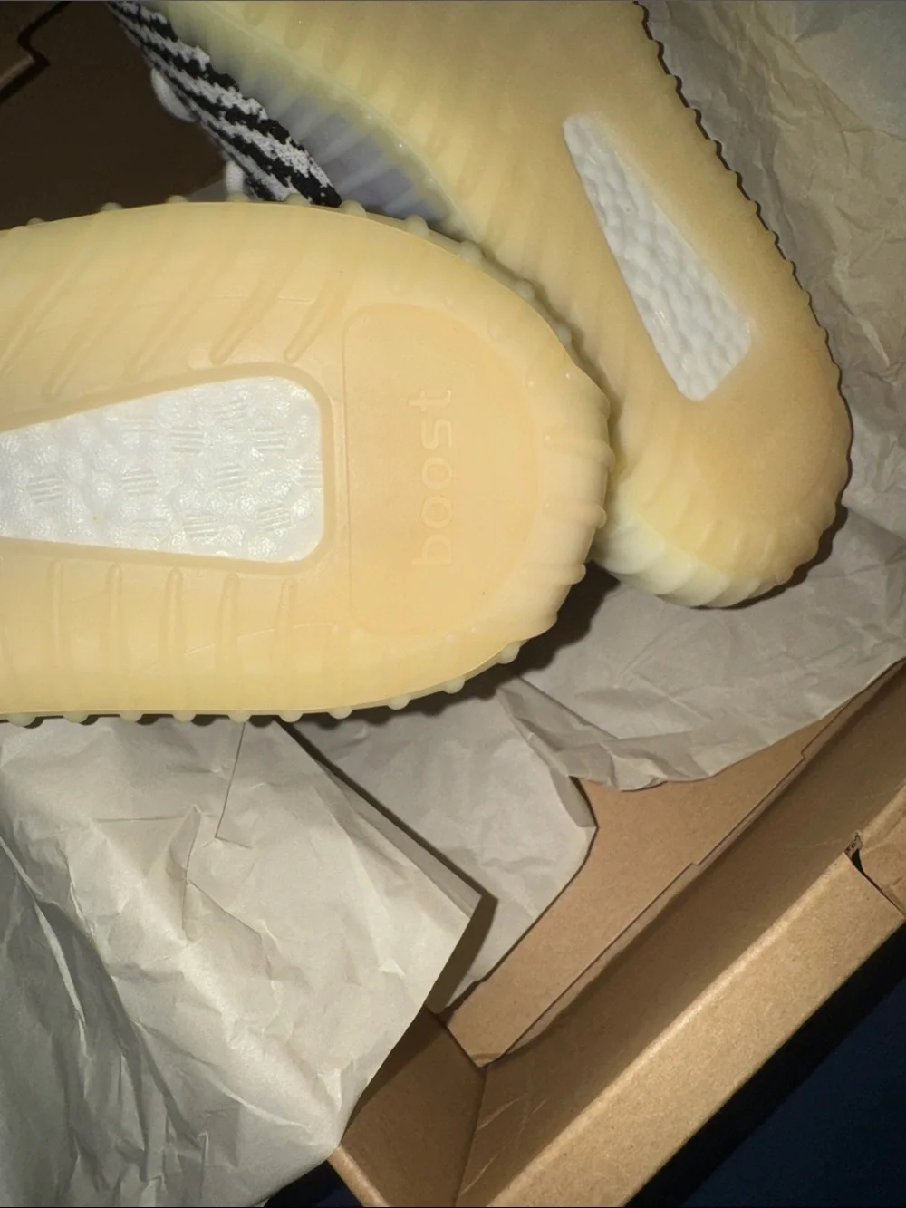 adidas Yeezy Boost 350 V2 Zebra I Men’s I Style CP9654 I Size 9